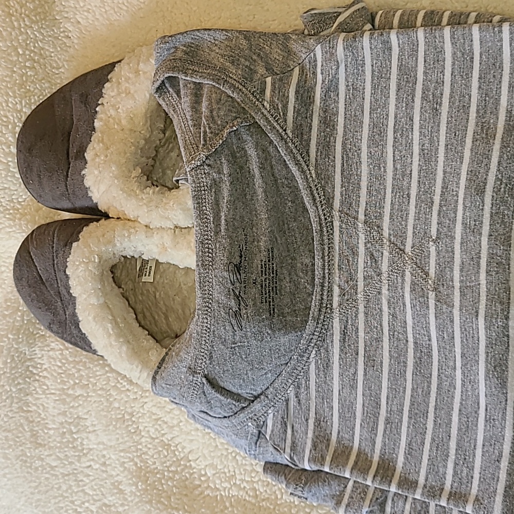 Kooba slippers, shorty night gown